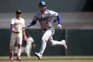 Deadspin | Michael Conforto excels as Dodgers pound Giants