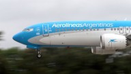 Líneas aéreas: Argentina bate récords históricos de pasajeros internacionales y se suman más compañías y rutas