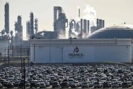 Ofrece Pemex recomprar bonos con efectivo del gobierno