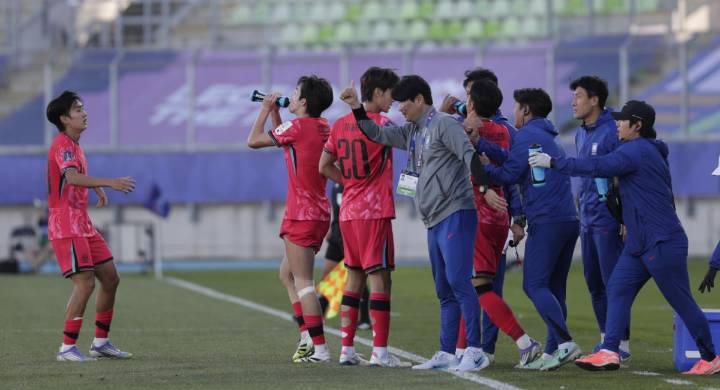 Mundial sub20 Chile 2025: La tarjeta verde debutó en el torneo orbital. ¿De qué se trató?