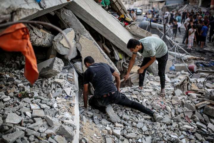 Los palestinos que se quedan en Ciudad de Gaza: “Aquí estamos ya todos muertos. Es solo cuestión de tiempo”