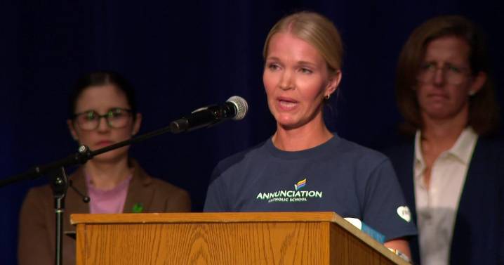 Three Annunciation Catholic School​ moms demand action during town hall