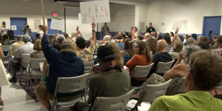 Ward 3 residents hear from officials, voice concerns during STAR Village meeting