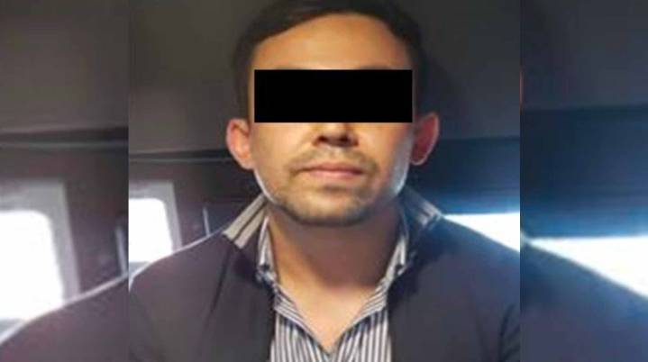 Detienen en el AICM a presunto operador financiero del CJNG...