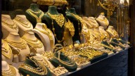 Gold climbs Rs 500 to touch record Rs 1.2 lakh/10g in Delhi