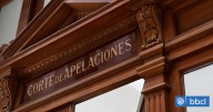 Dueño de departamento de Santiago condenado a pagar $11 millones por filtraciones de agua