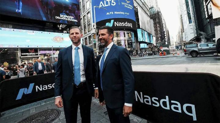 Criptomoneda de la familia Trump aumentó su riqueza en 6 mil mdd