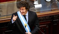 Milei trata de tapar la crisis: el mandatario dijo que "no hay diferencia entre la micro y la macro economía"