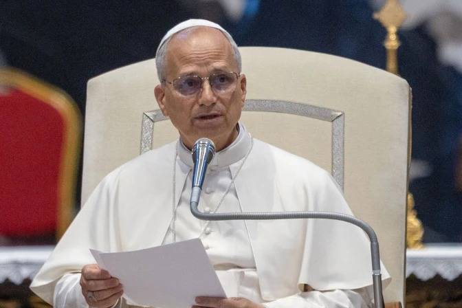 León XIV pide un alto el fuego inmediato en Ucrania y reza por víctimas de naufragio en Mauritania