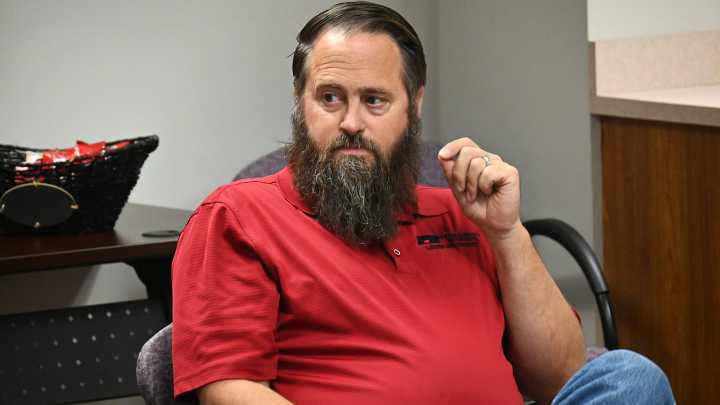 Hillsdale commissioner wants health agency to ask immigration status