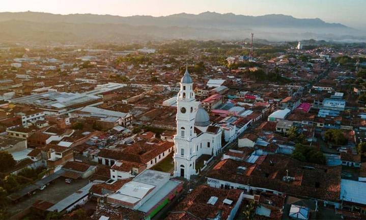 Fleteo en Cartago: ciudadano herido tras forcejeo con delincuentes en la carrera 5 con calle 11