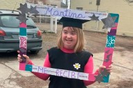“¡Mirá a dónde llegué!”, exclamó Martina Komacek tras recibirse recibió en la universidad