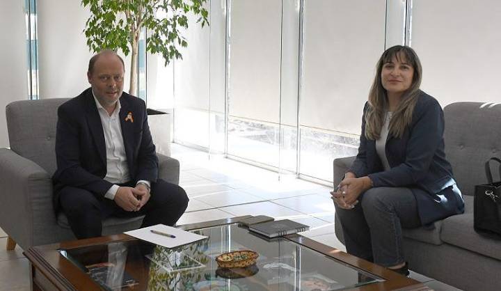 Amondarain recibió a la intendenta de Lafinur para coordinar obras