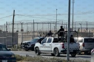 Aseguran decenas de objetos prohibidos en operativo en el Cereso 3