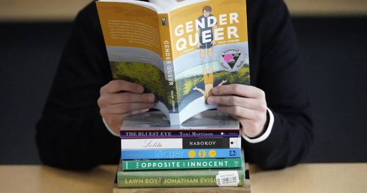 'It makes people want to read': Stores see sales spike after Alberta book ban