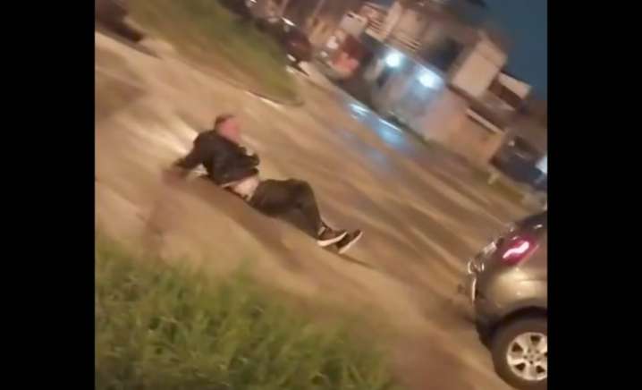 San Justo: ataron a una camioneta y arrastraron por la calle a un hombre acusado de robarle a una mujer
