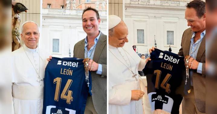 Papa León XIV sorprende al posar con camiseta de Alianza Lima tras obsequio de George Forsyth: "Nuestra Alianza es eterna"