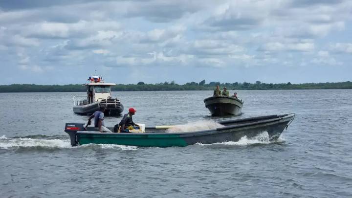 Alcaldesa de Mosquera fue atacada a bala en embarcación por aguas de Nariño y su asesor murió: ¿fue la Armada? Lo que reveló el secretario de Gobierno
