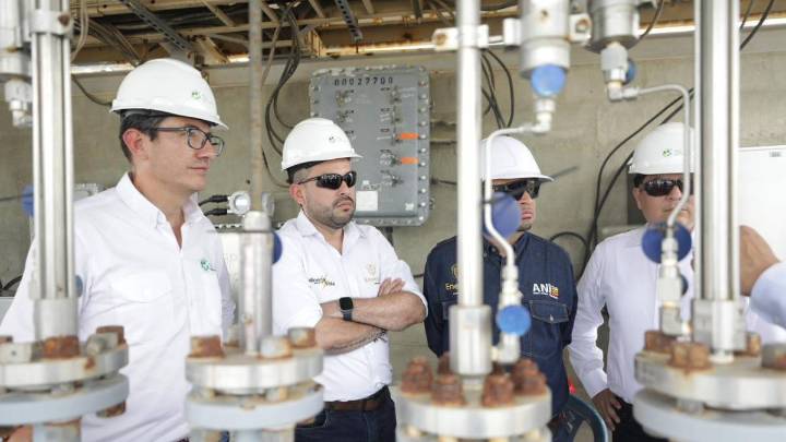Colombia se quedará sin gas en 2026 y la solución está frenada: ¿por qué Ecopetrol pone trabas a una regasificadora?