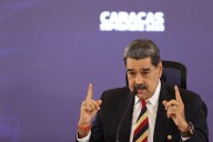 Nicolás Maduro dice que si Venezuela fuera agredida "pasaría a una etapa de lucha armada"