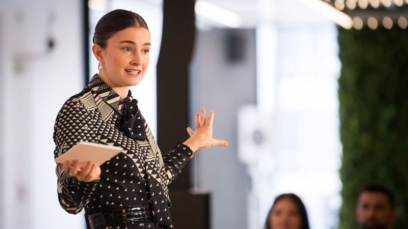 Después de meses de especulación, Anna Wintour nombra a Chloe Malle para el principal puesto de Vogue