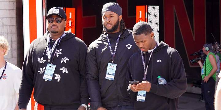 Georgia Bulldogs land four-star tackle over Tennessee, Ohio State