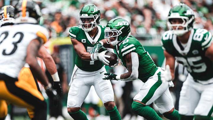Notebook | HC Aaron Glenn a Man of His Word as Jets Dial Up Run Game