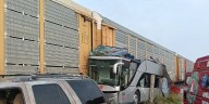 Saldo del choque entre tren y autobús en Atlacomulco: 38 altas médicas y 19 pacientes aún hospitalizados