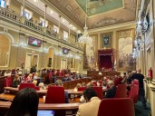 El Parlamento canario da luz verde a la ley de conciliación familiar y laboral