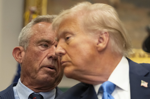 ¿Dr. Trump? El presidente repite su era COVID, ahora con consejos médicos no probados sobre autismo