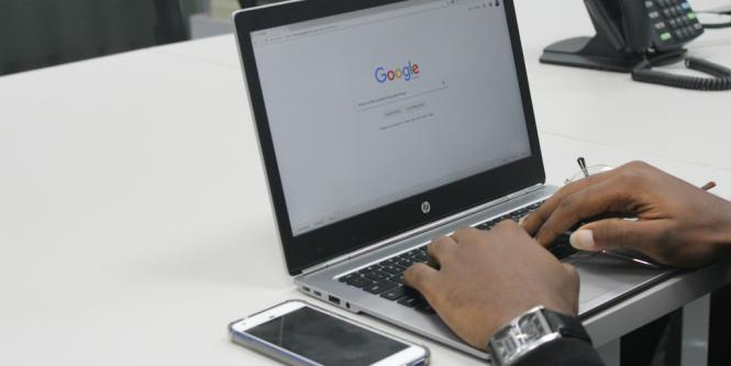 ¿Un riesgo oculto? Expertos alertan sobre el peligro de mantener abiertas las pestañas de Chrome sin usarlas