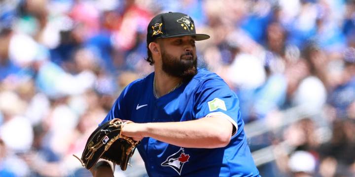 Alek Manoah claimed by Braves