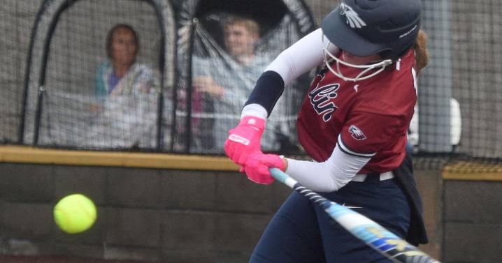 Emery slings one-hitter in Neosho shutout