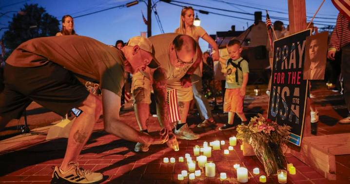 Hundreds attend prayer vigil honoring Charlie Kirk at Sullivan courthouse