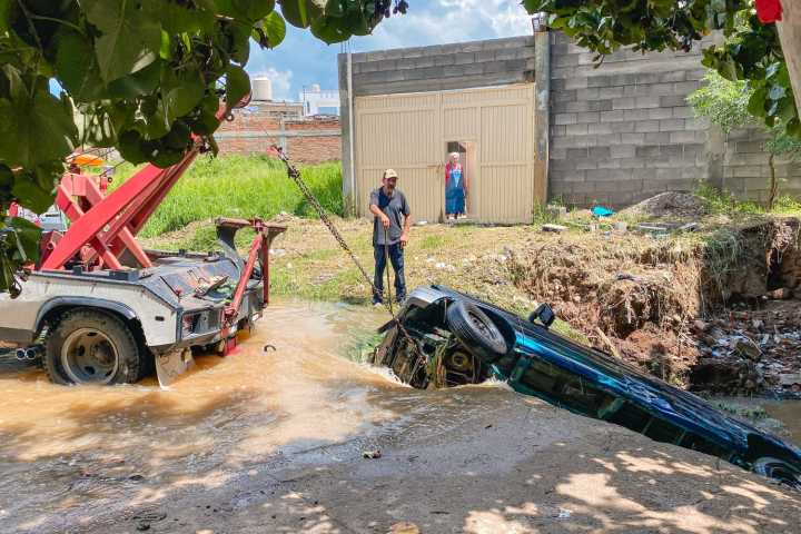 En Calvillo brindan atención a afectados por lluvias