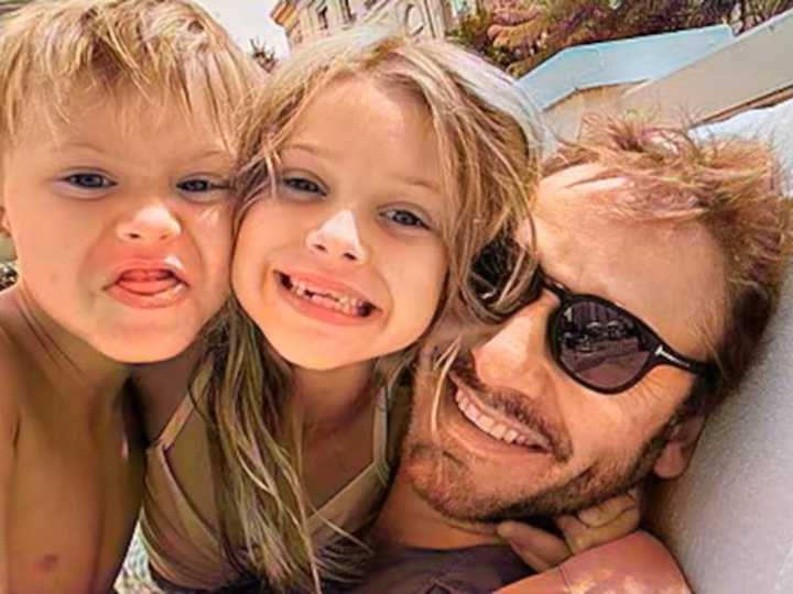 Benjamín Vicuña habló de La China Suárez y expresó: "Es difícil estar lejos de mis hijos"