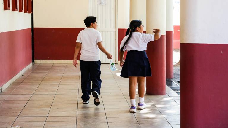 Los niños de la guerra: Ir con miedo a la escuela en Culiacán