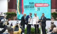 Premio Libertador al Pensamiento Crítico 2025
