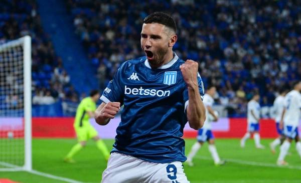 Racing pegó primero ante Vélez y la serie de Copa se definirá en Avellaneda