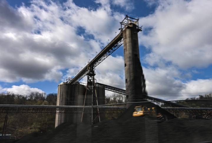 EPA, Energy, Interior announce plans to support coal mining