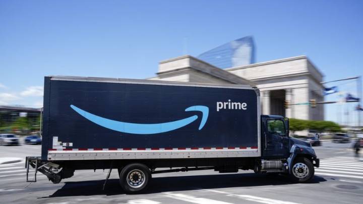 Amazon recalls 500K products on its website