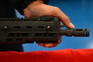 Colombia manufactures its first rifles to replace Israeli weapons