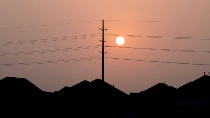 ERCOT braces for power demand rise despite mild Texas weather