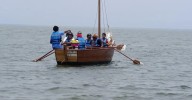 Estrenaron barco a vela con el que revive carpintería naval en Urabá