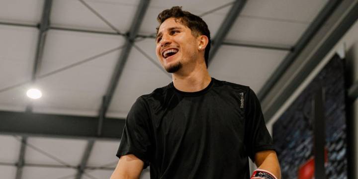 Este es el nuevo rival de Marco Verde luego de que su contrincante se lesionara
