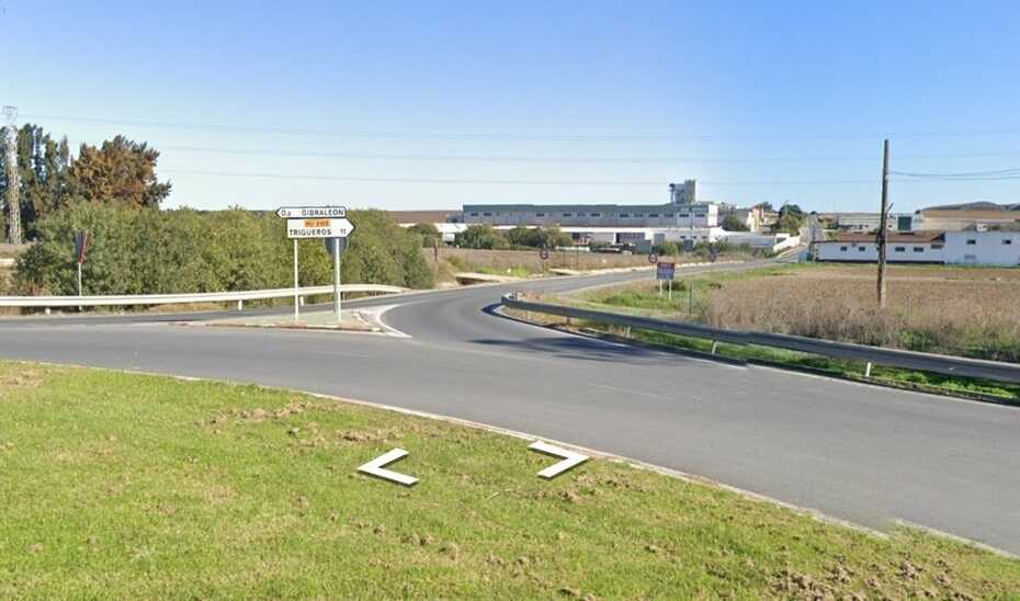 Colisión entre un turismo y una ambulancia en Gibraleón deja cuatro heridos, entre ellos un bebé