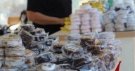 Escapada cerca de Buenos Aires: el pueblo poco conocido que encanta por sus alfajores artesanales y desfiles