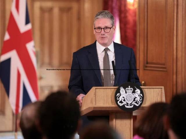 UK mulls scrapping visa fees for top global talent: FT