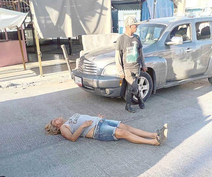 Hospitalizan a una mujer arrollada en Los Muros