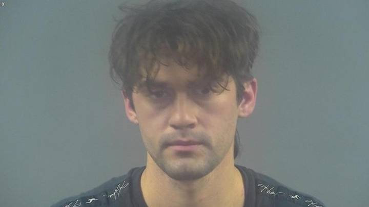 Bowling Green man charged with fleeing police, leaving scene of accident